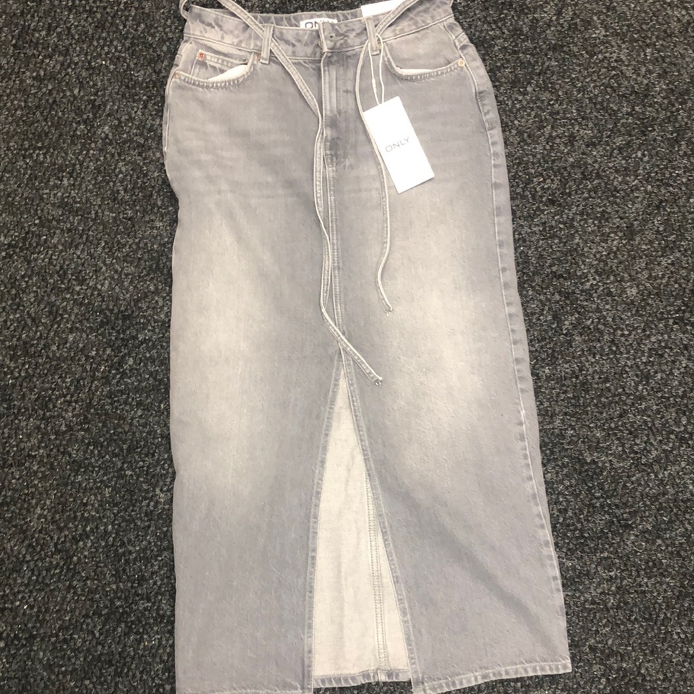 ONLY Light Gray Denim Skirt